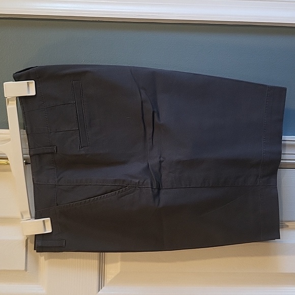 Bermuda shorts - Picture 3 of 3